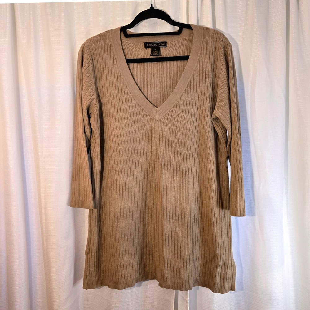 Linda Matthews Ribbed V Neck Tunic Sweater Tan XL 3/4 Sleeve Side‎ Slits